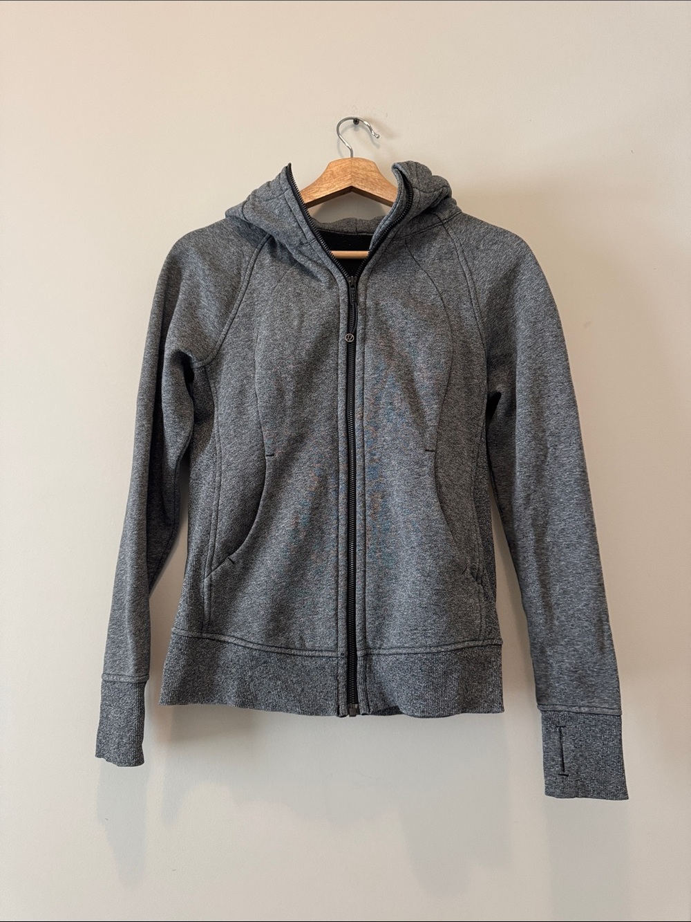Lululemon | Women's Gray Zip-Up Hooded Active Jacket